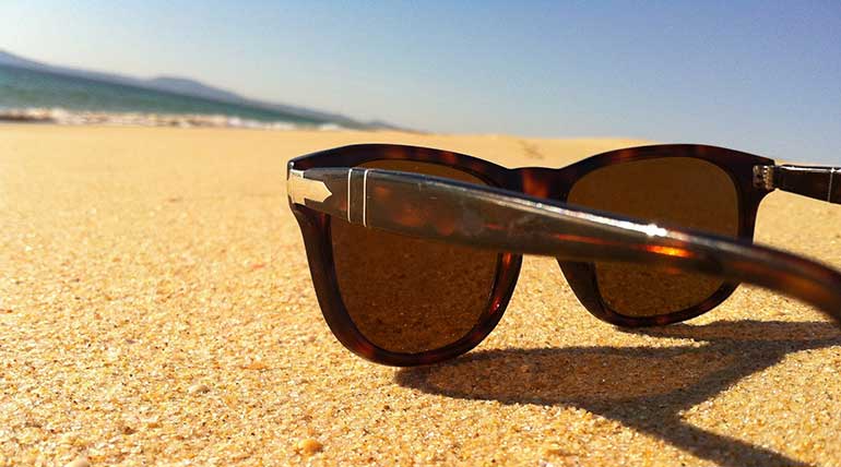 Ψεύτικα γυαλιά ηλίου – Γιατί να αποφύγετε της απομιμήσεις!